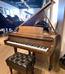 Model M Used Steinway Baby Grand Piano